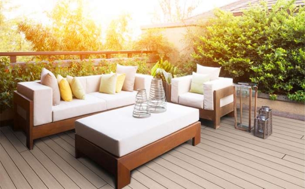 什么是塑木地板？塑木地板有何特點