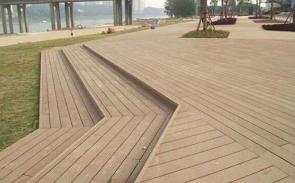 塑木材料打造庭院露臺新風(fēng)尚