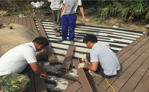 華木源木塑：怎么計算塑木地板用量