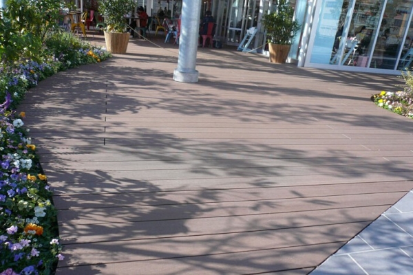 成都塑木地板價格是多少