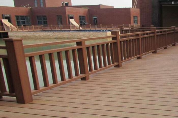 木塑墻板安全嗎 木塑墻板的優(yōu)缺點(diǎn)